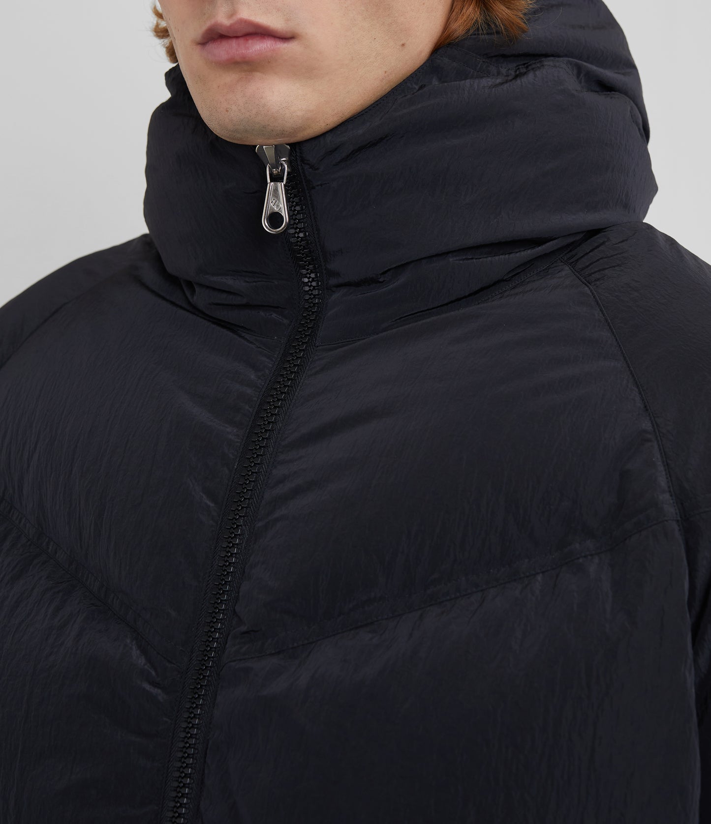 NYLON HOODED INSULATED JACKET