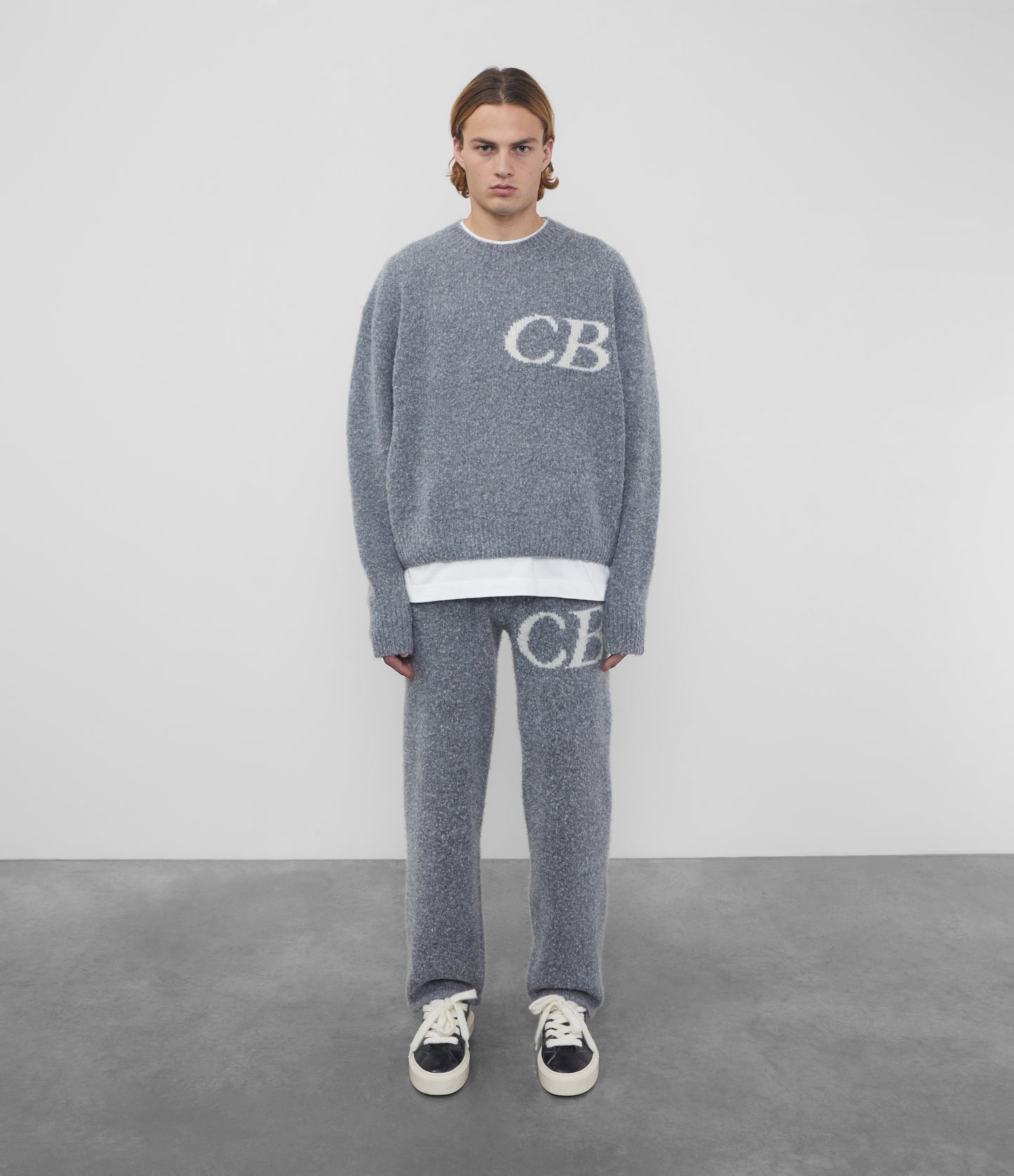 CB LOGO KNIT SWEATER