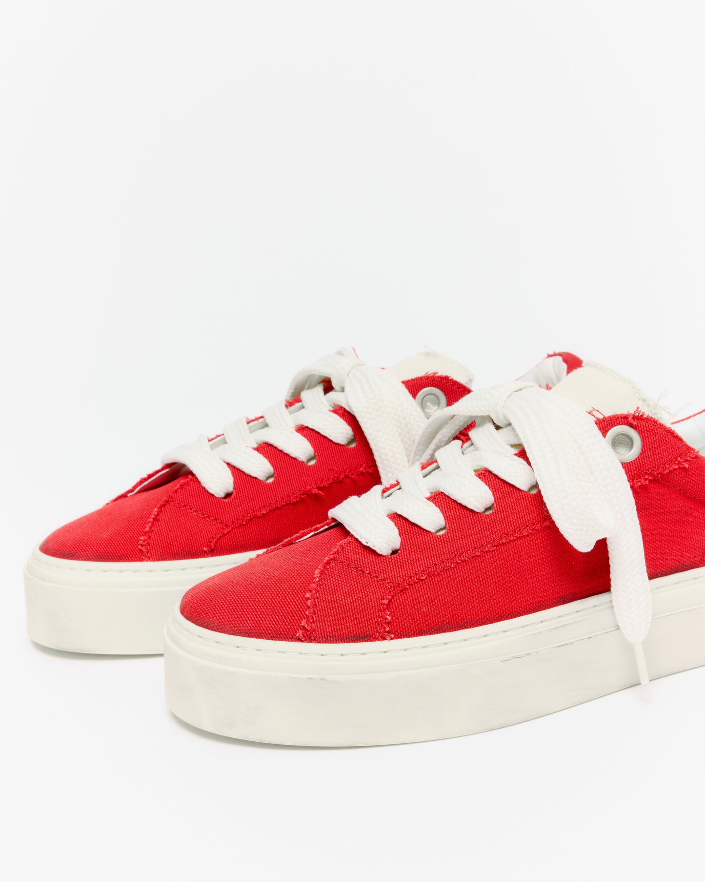 THE VINTAGE WILSON SNEAKER