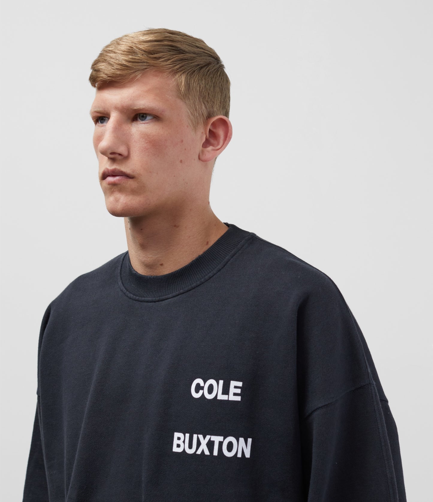 STACKED LOGO SHORTS
