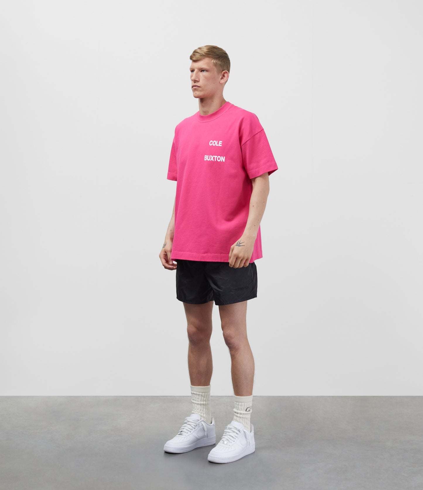 STACKED LOGO T-SHIRT
