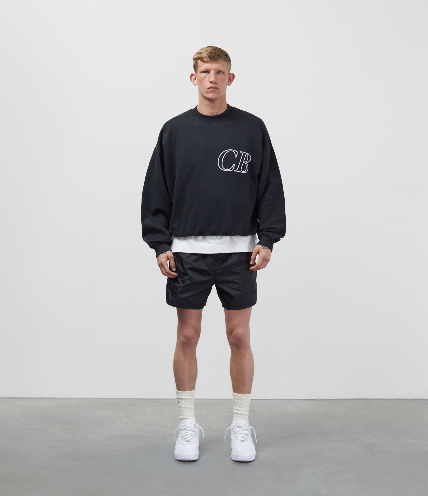 CB ITALIC OUTLINE SWEATSHIRT