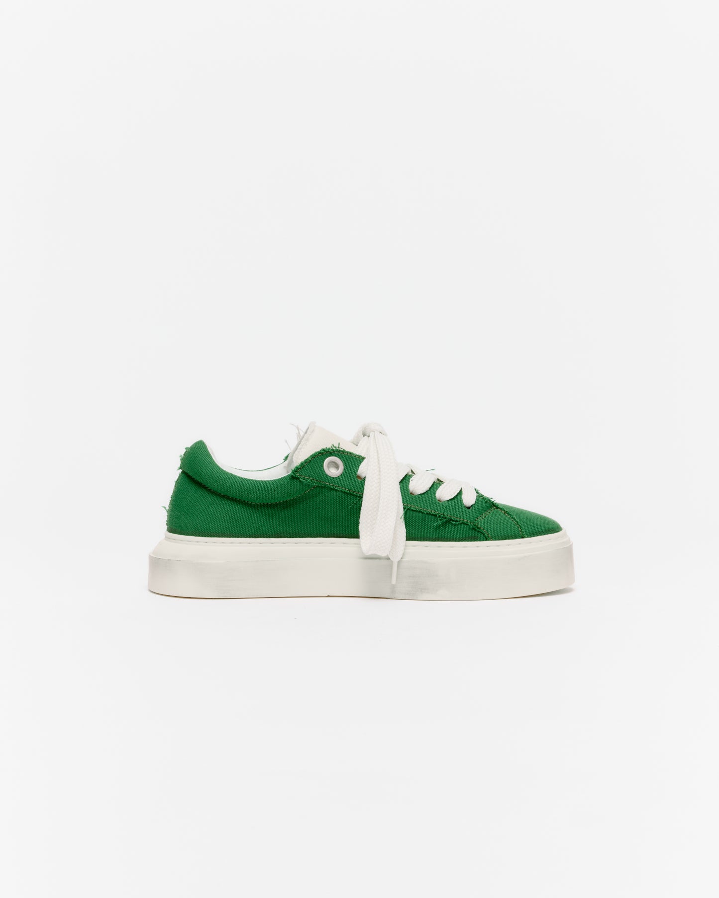 THE VINTAGE WILSON SNEAKER