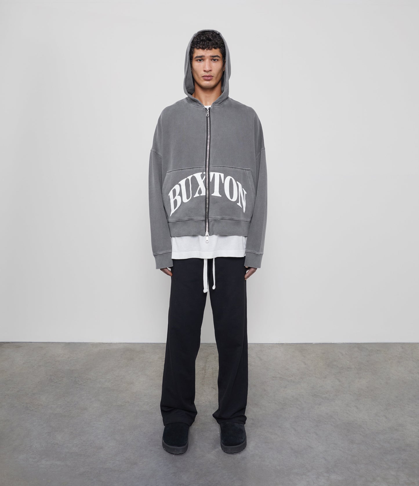 CB CROPPED LOGO ZIP HOODIE