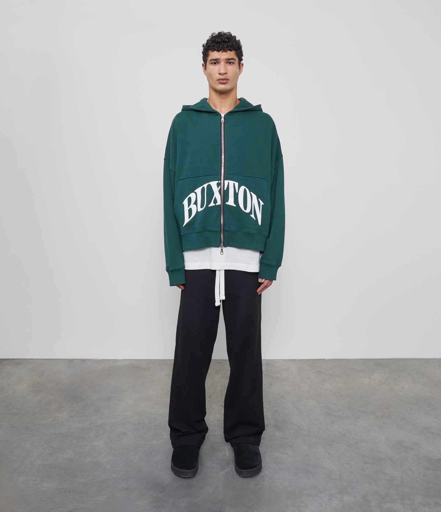 CB CROPPED LOGO ZIP HOODIE
