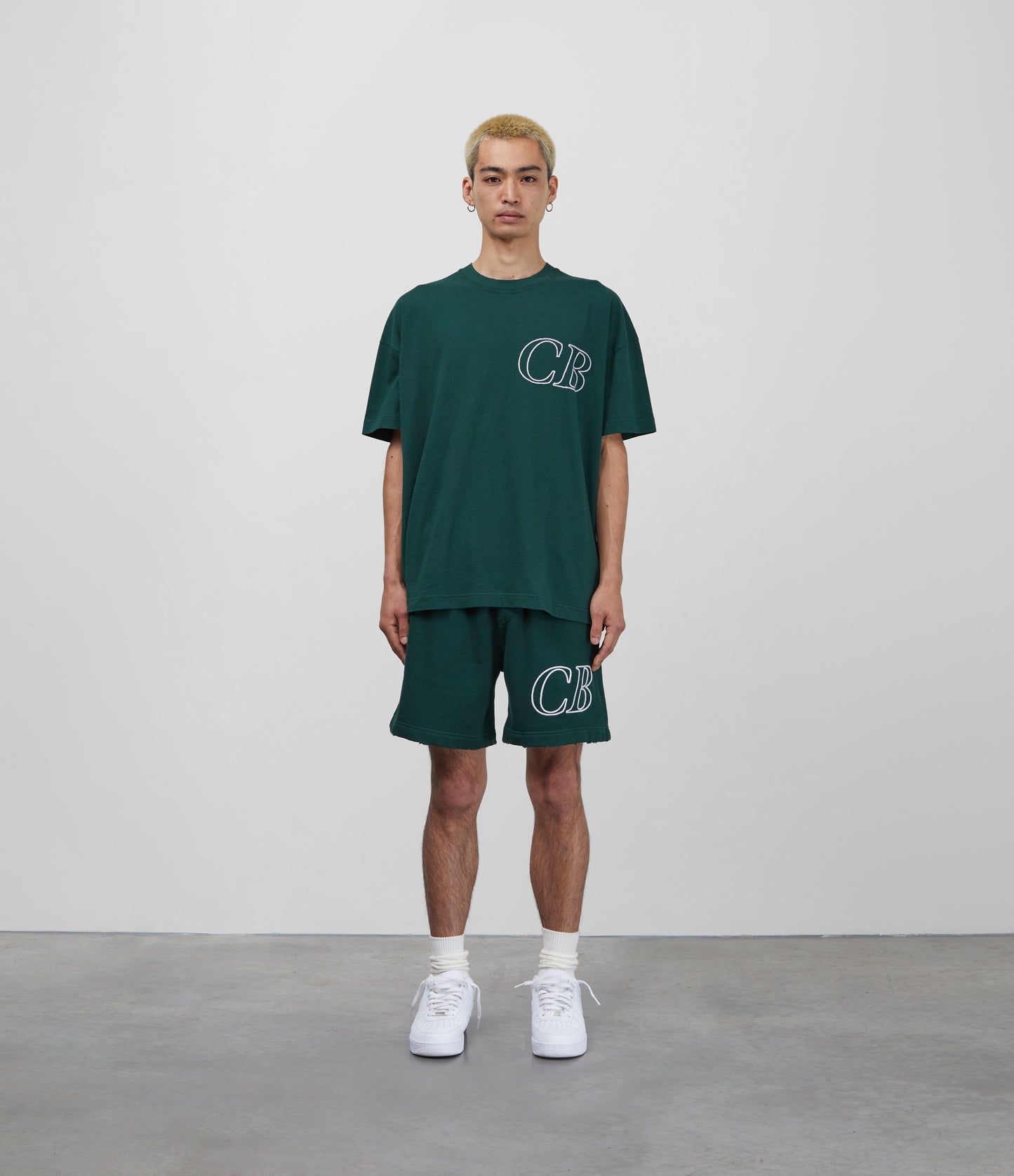 CB ITALIC OUTLINE T-SHIRT