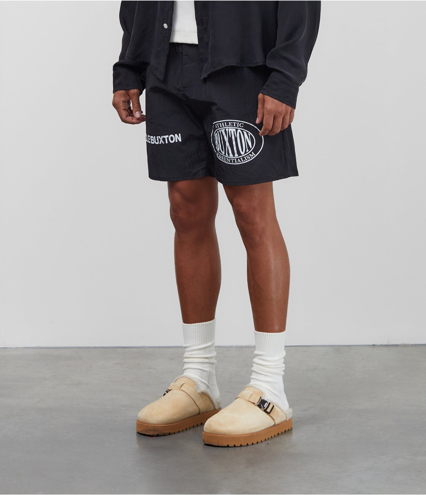 DOUBLE SPORTS LOGO TECH SHORTS