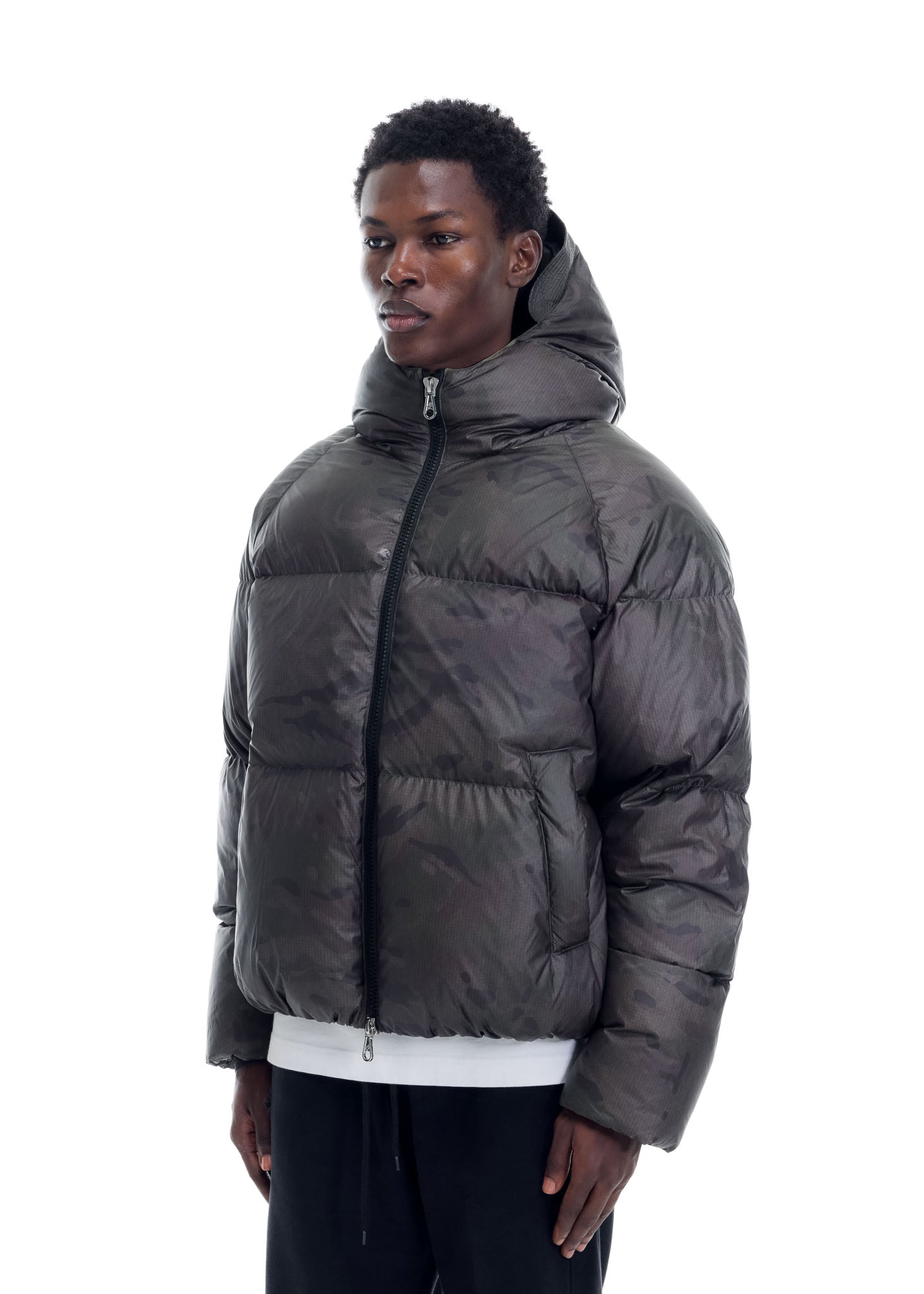 STEALTH HOODED DOWN JACKET