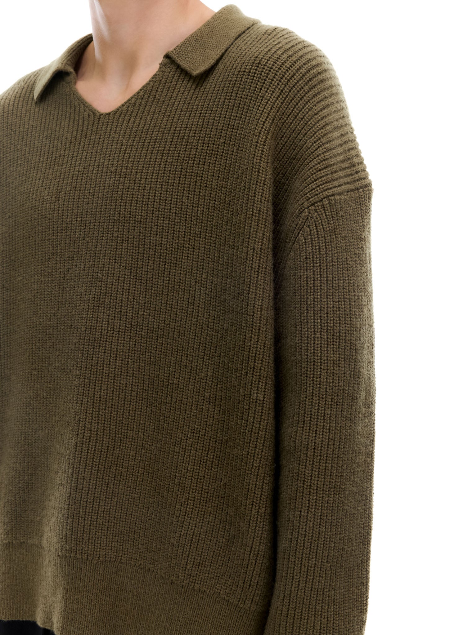 OPEN NECK KNIT POLO