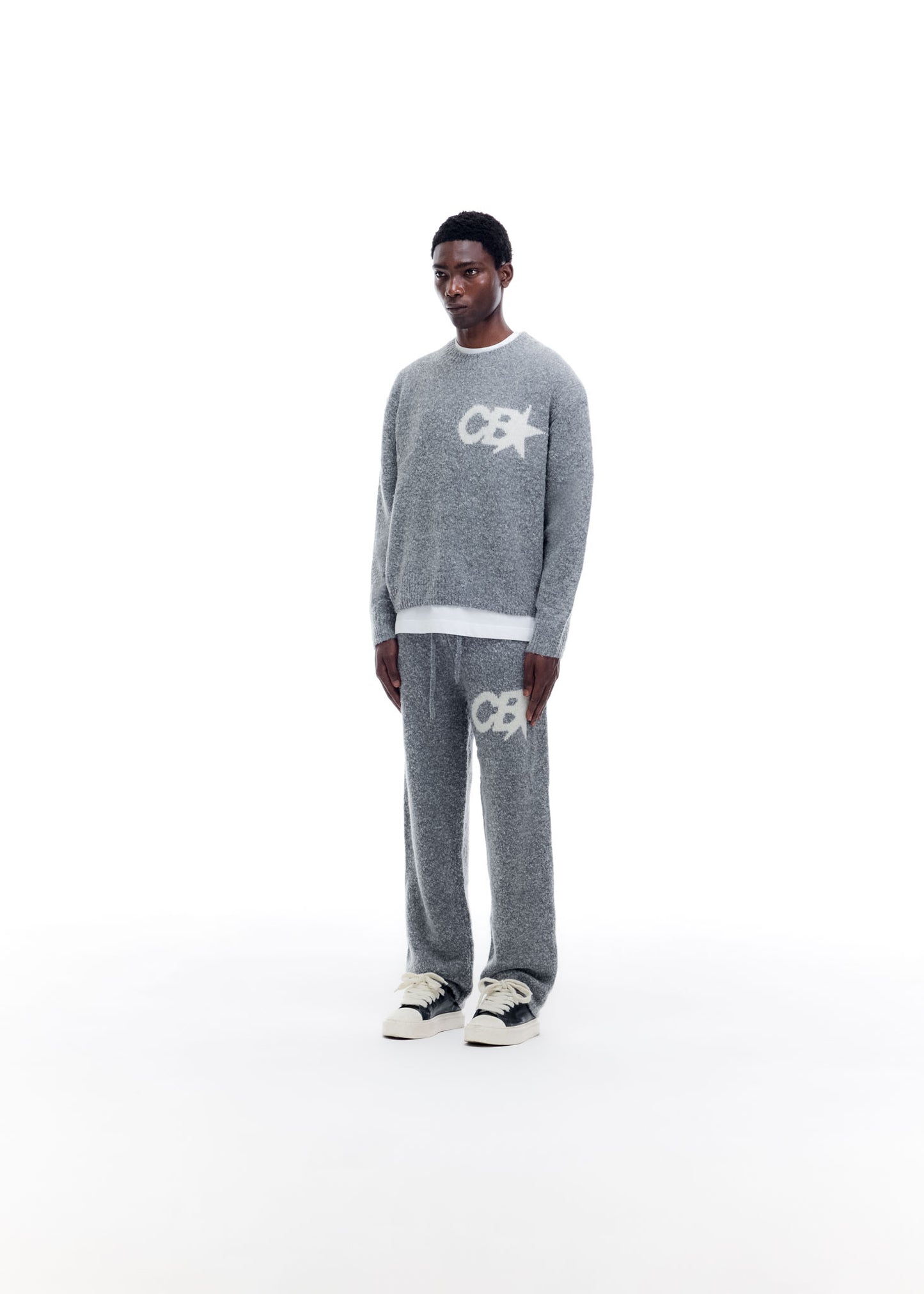 CB STAR KNIT SWEATER