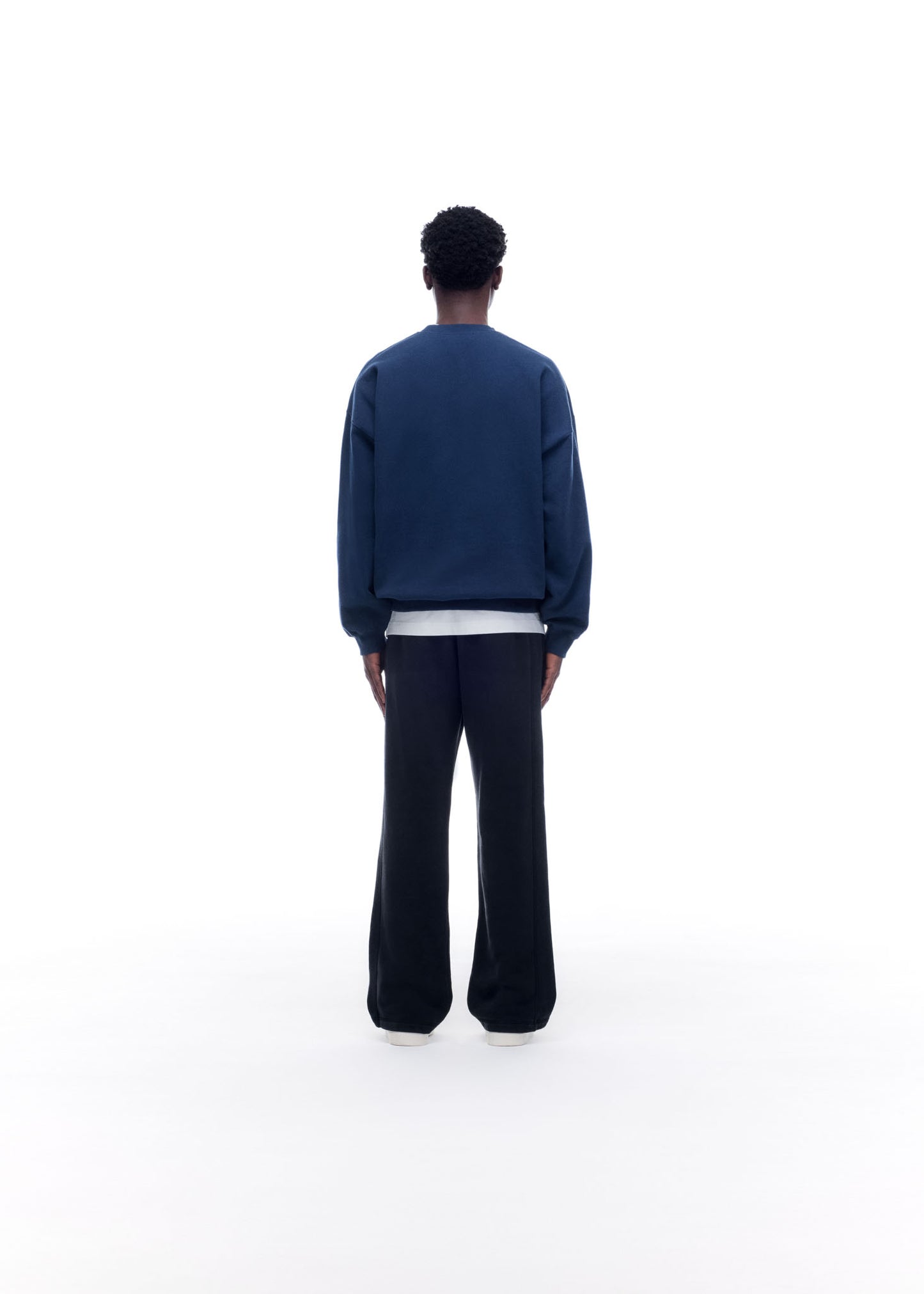 INTERNATIONAL SWEATSHIRT