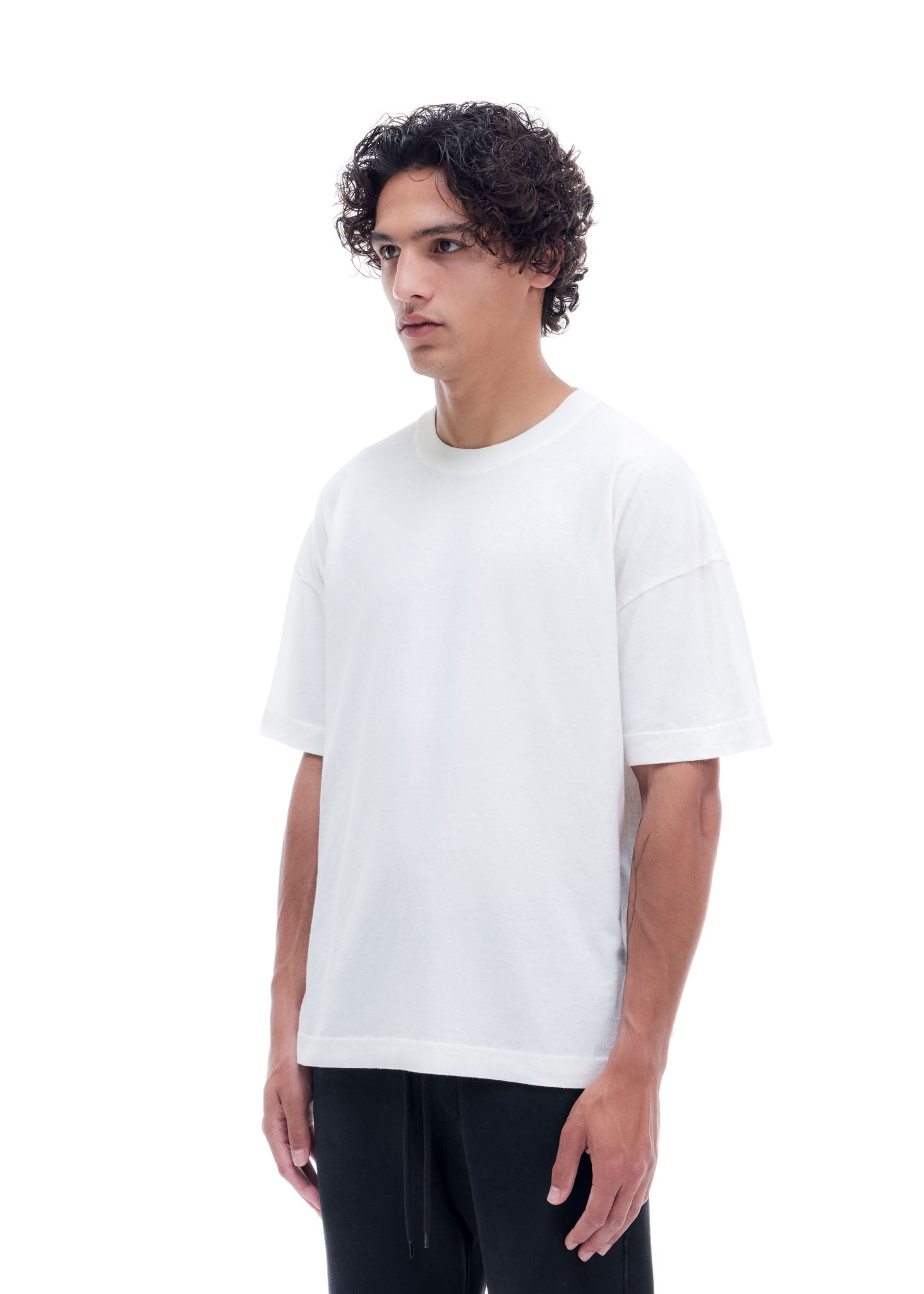 DISTRESSED LIGHTWEIGHT T-SHIRT