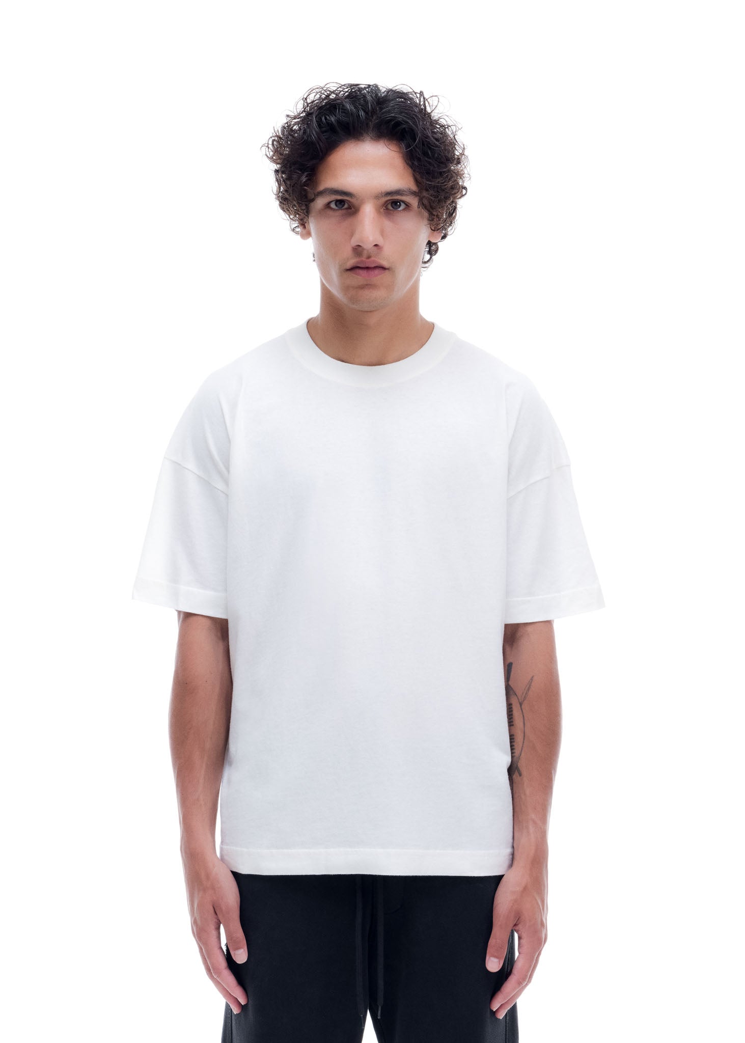 DISTRESSED LIGHTWEIGHT T-SHIRT