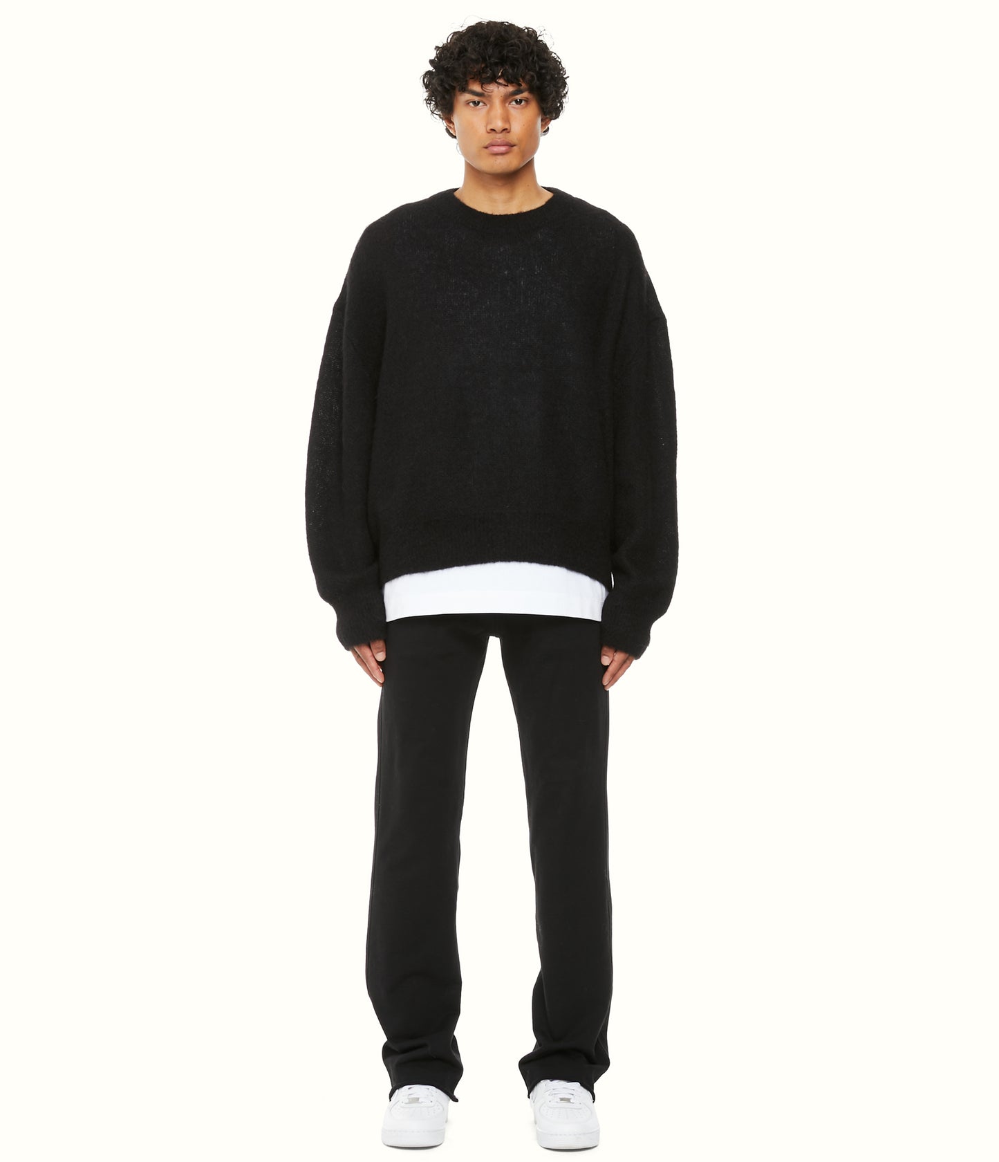 LOOSE KNIT SWEATER