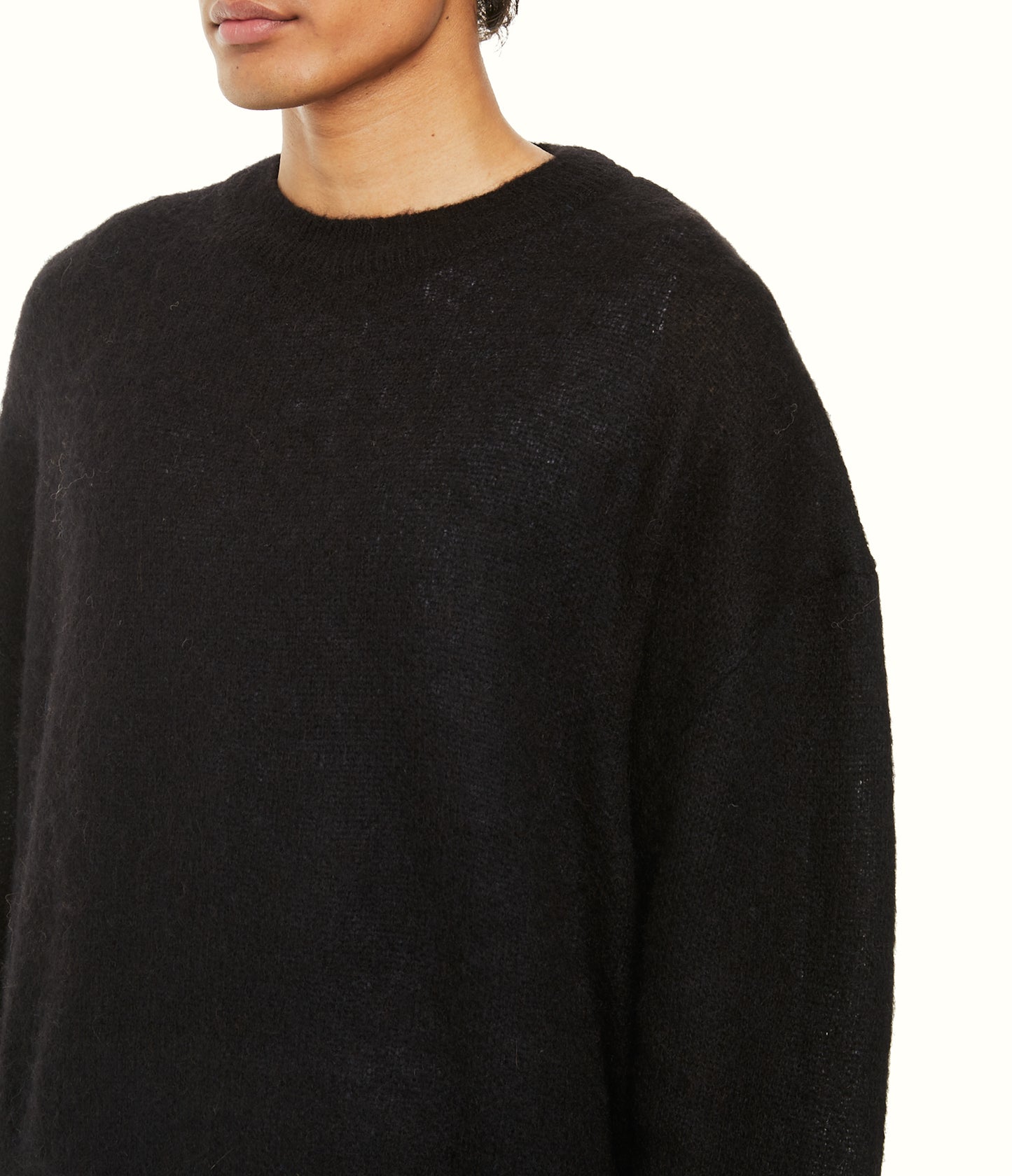 LOOSE KNIT SWEATER
