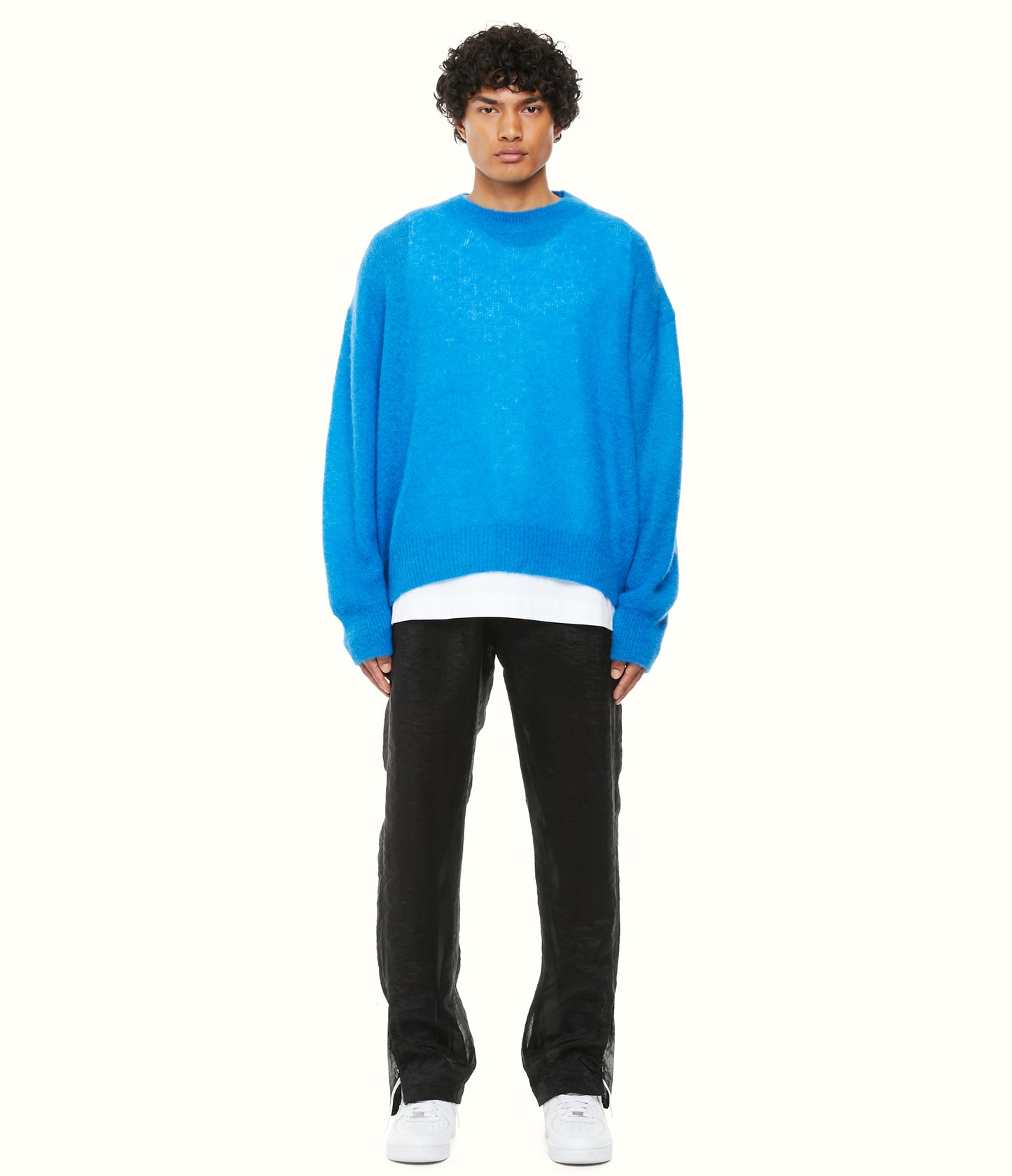 LOOSE KNIT SWEATER