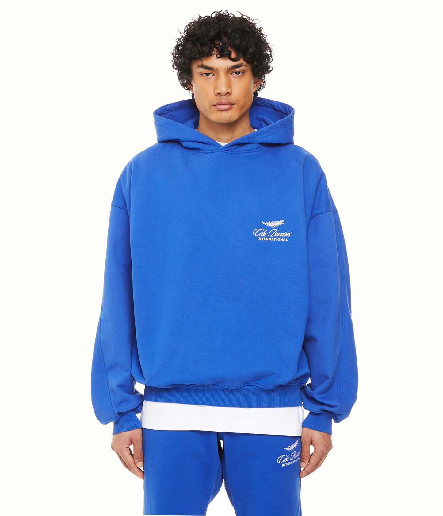 INTERNATIONAL HOODIE