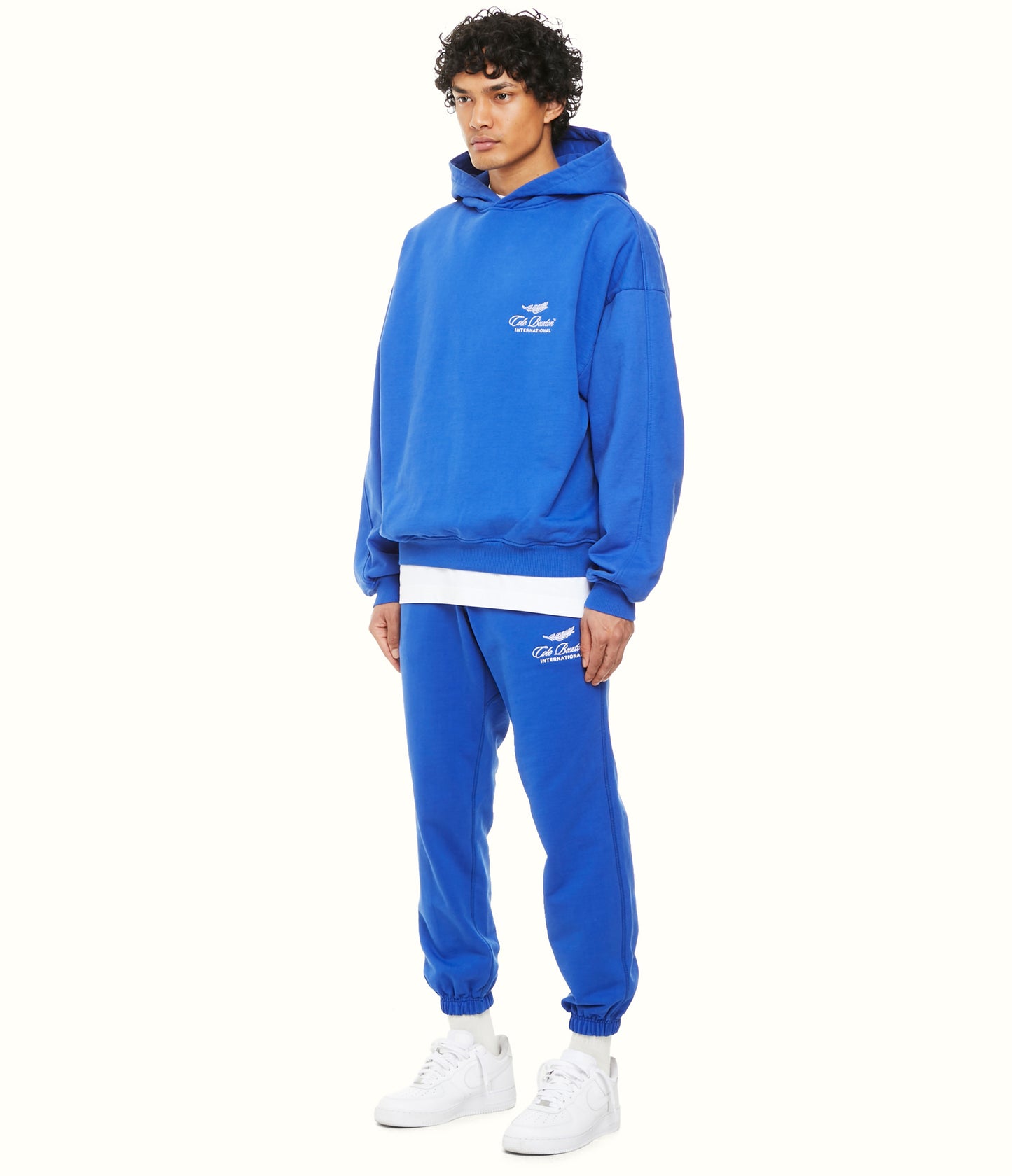 INTERNATIONAL HOODIE