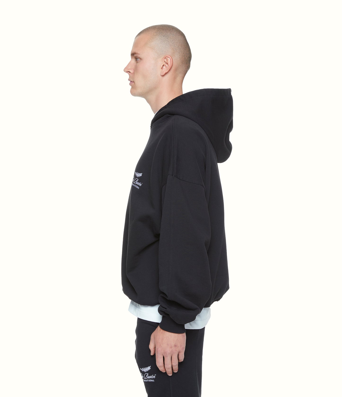 INTERNATIONAL HOODIE