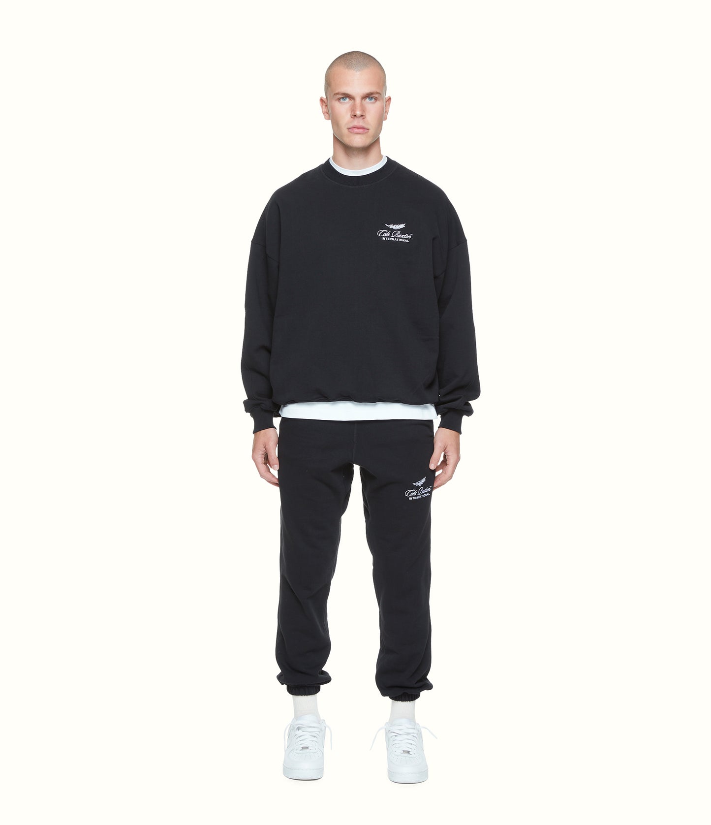 INTERNATIONAL SWEATSHIRT
