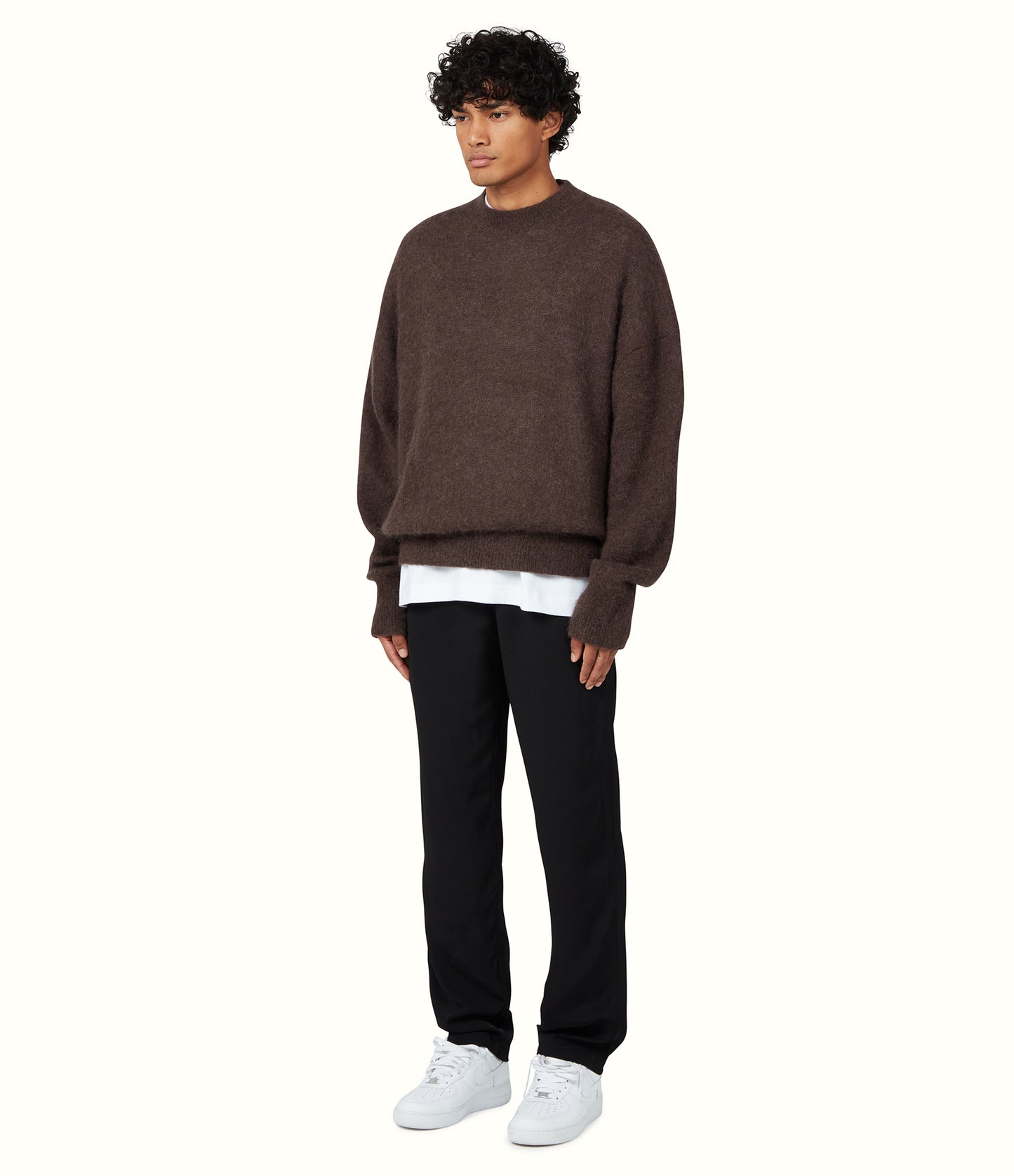 LOOSE KNIT SWEATER