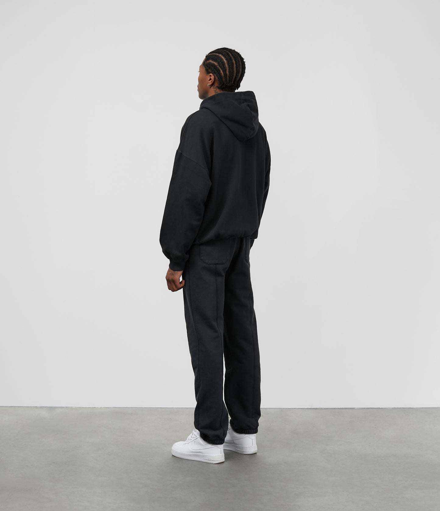 LIGHTWEIGHT HOODIE