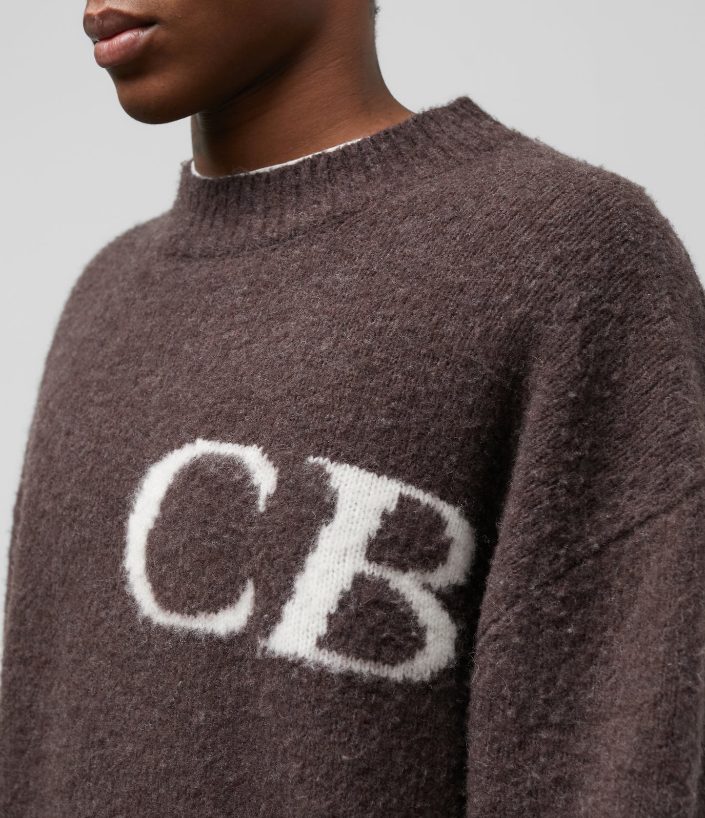 CB LOGO KNIT SWEATER