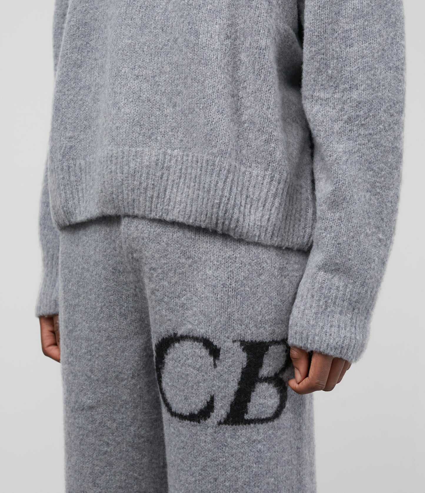 CB LOGO KNIT PANTS