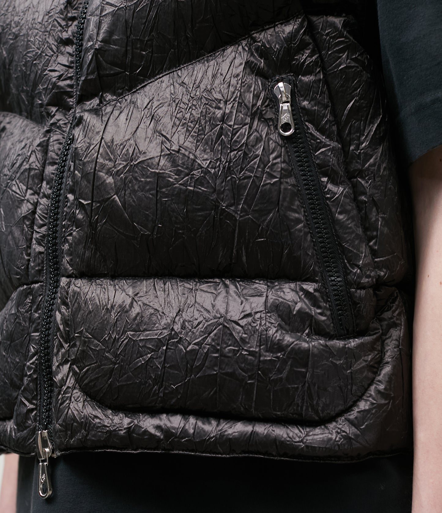 ALUMINIUM CRINKLE GILET