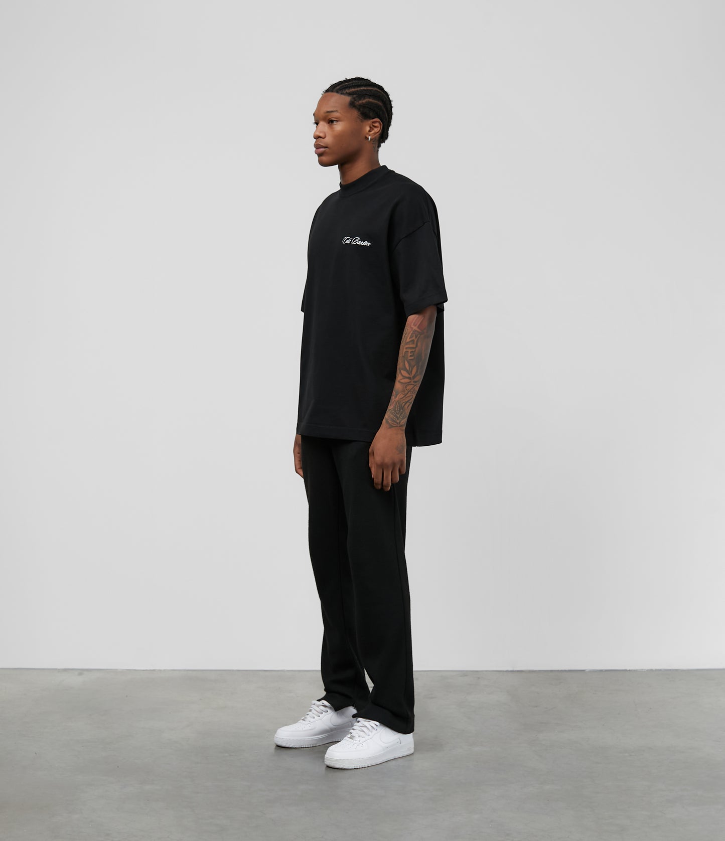 CB CLASSIC EMBROIDERY T-SHIRT