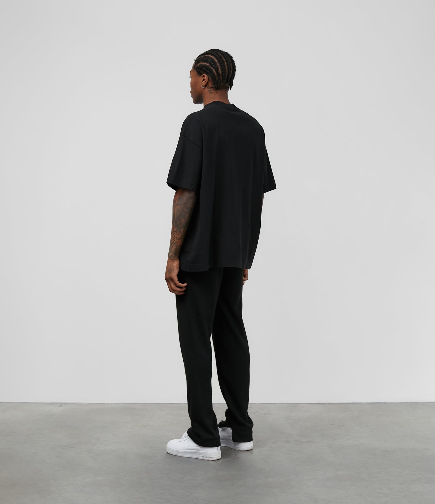 CB CLASSIC EMBROIDERY T-SHIRT