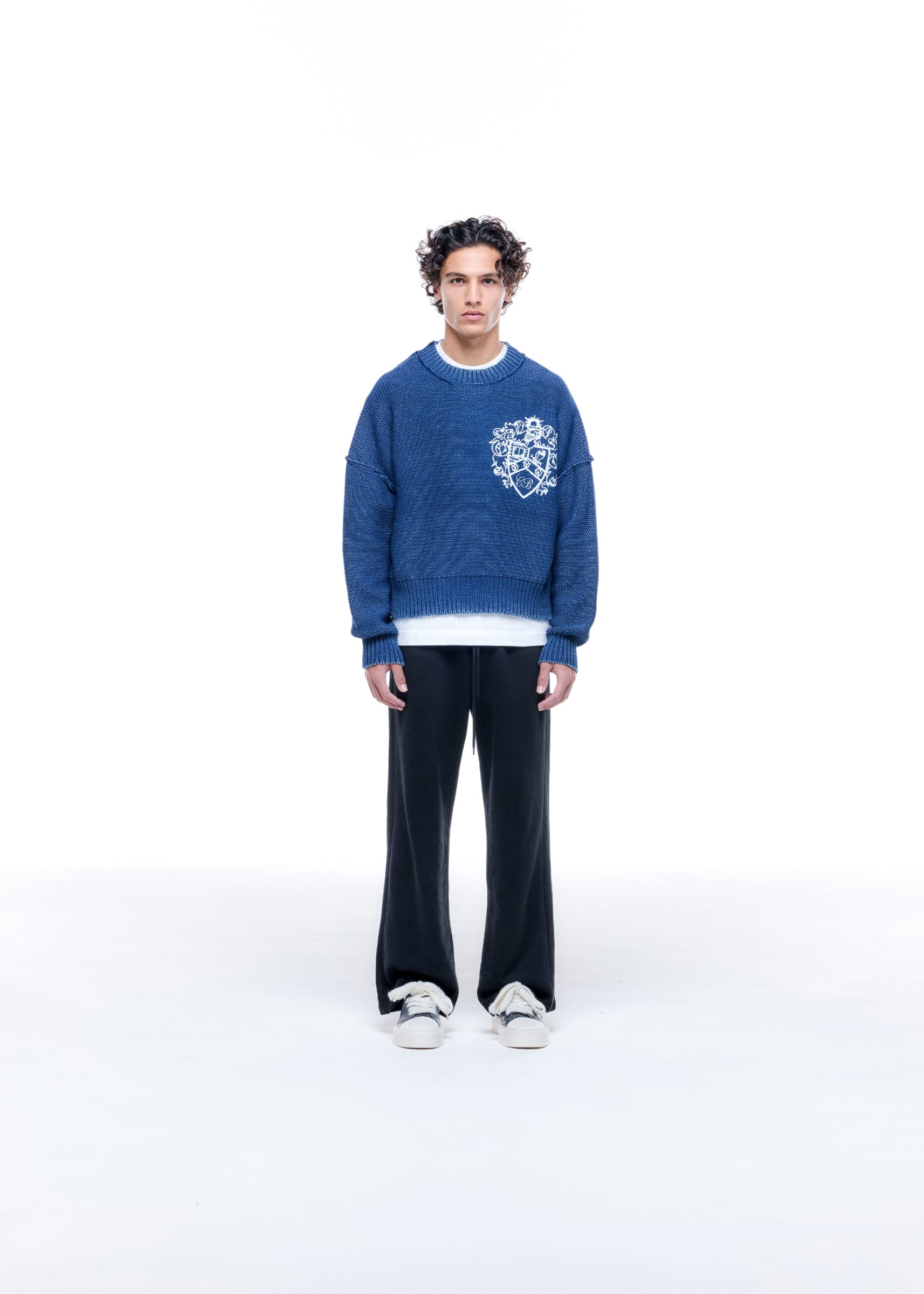 COLLEGIATE CREST KNIT SWEATER
