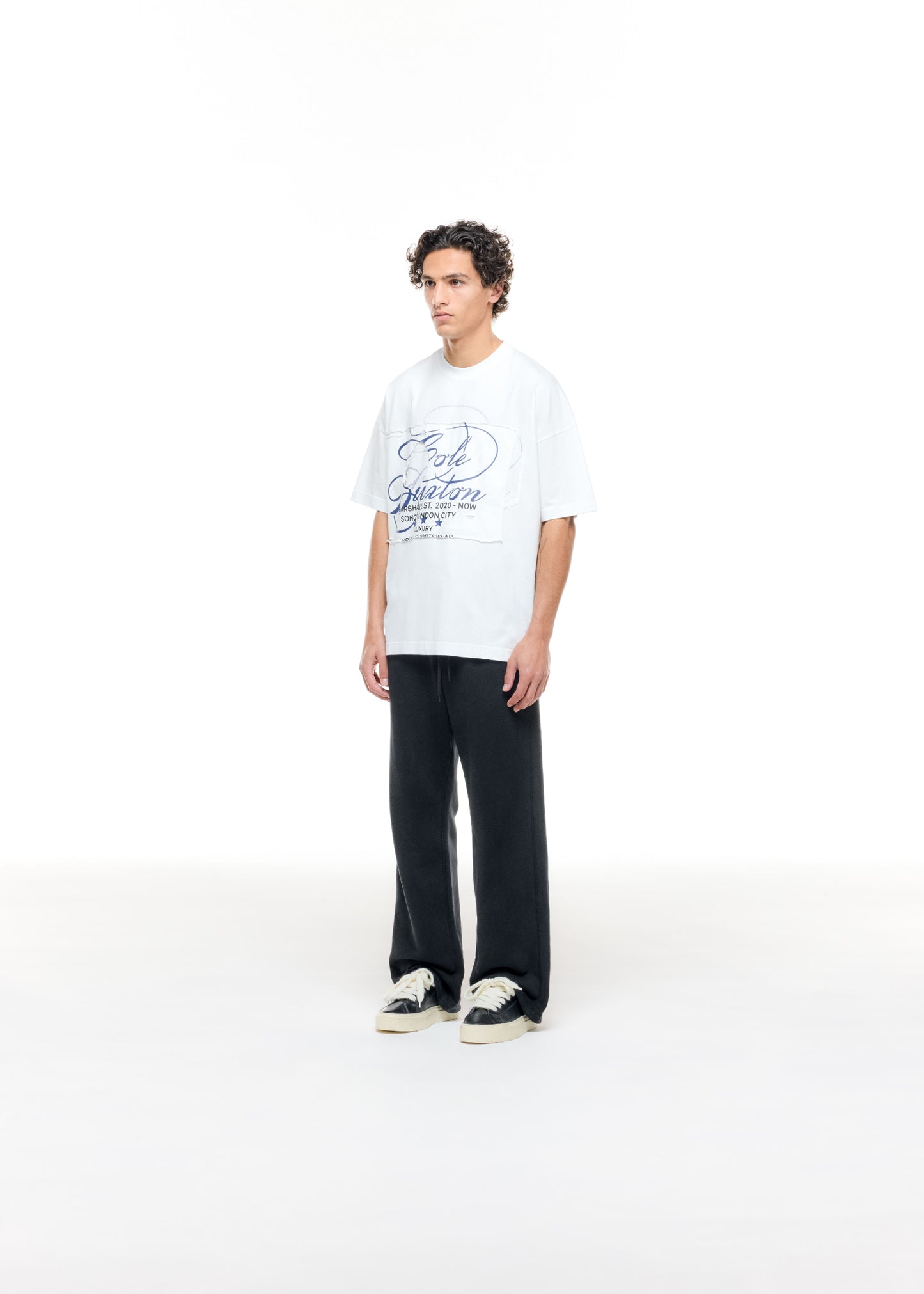 DISTRESSED POCKET T-SHIRT