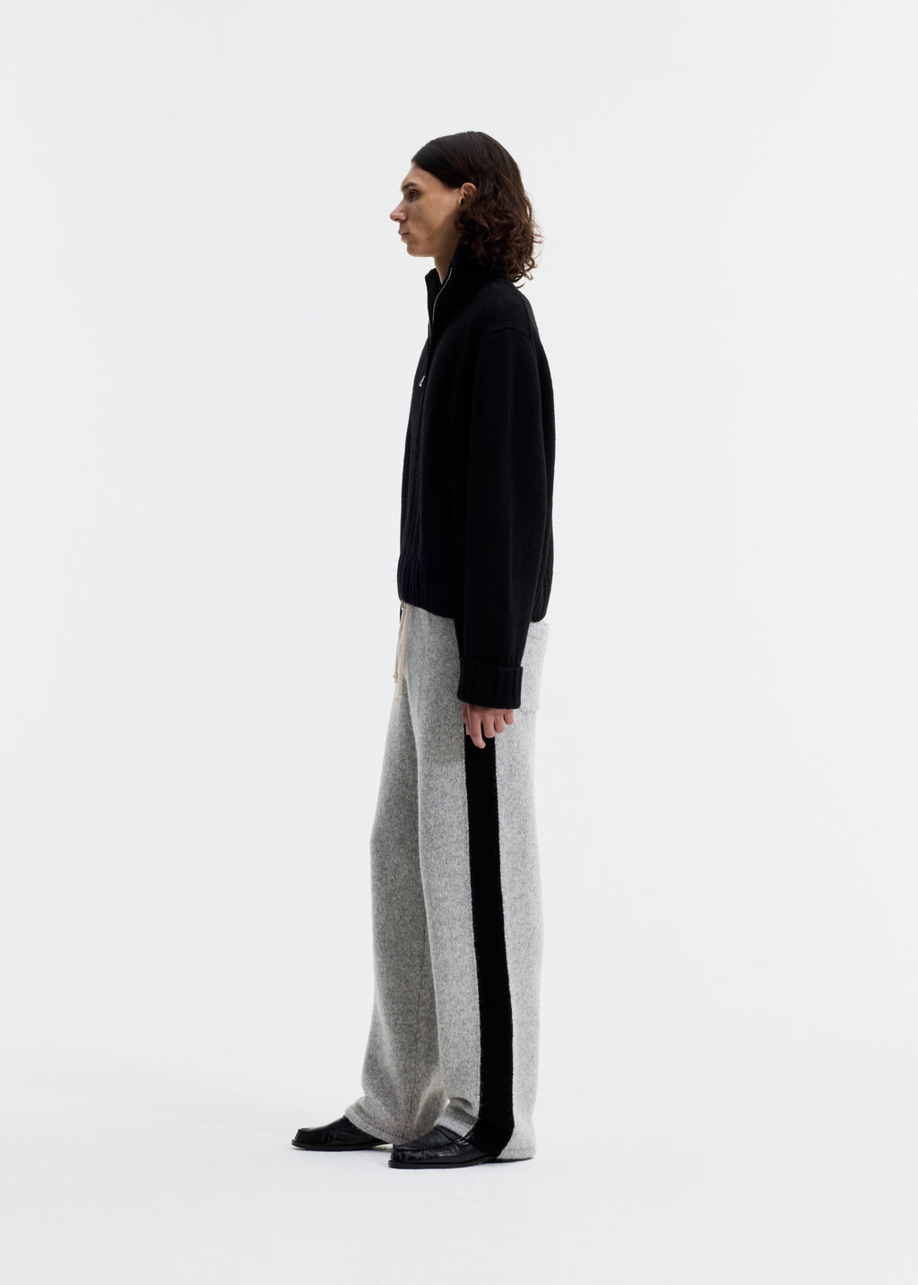 HIGH NECK KNIT ZIP THROUGH