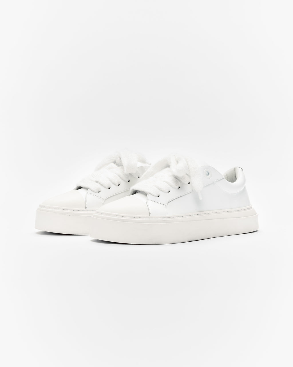 THE WILSON COURT SNEAKER