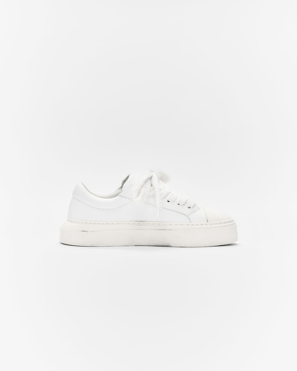 THE WILSON COURT SNEAKER