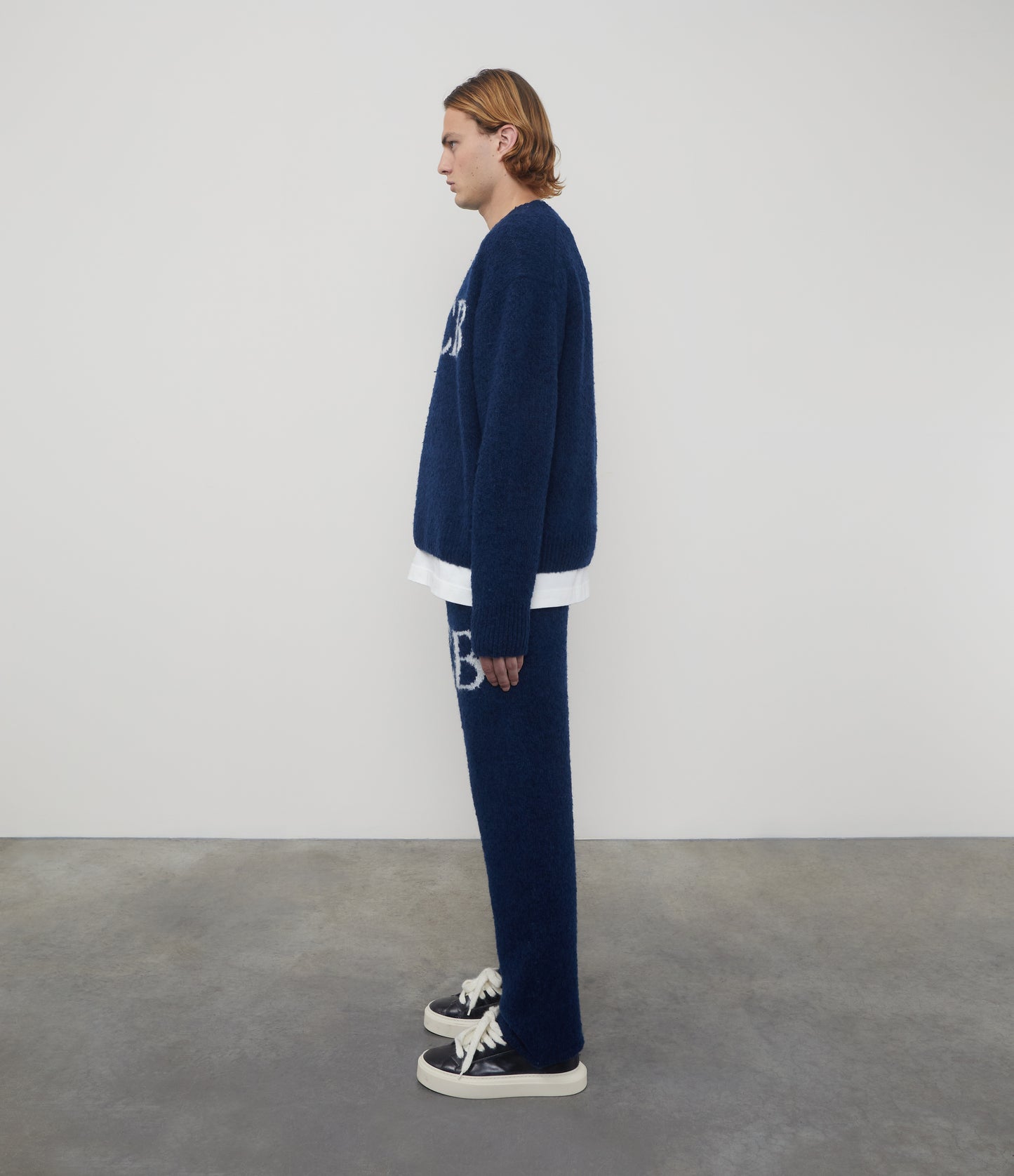 CB LOGO KNIT SWEATER