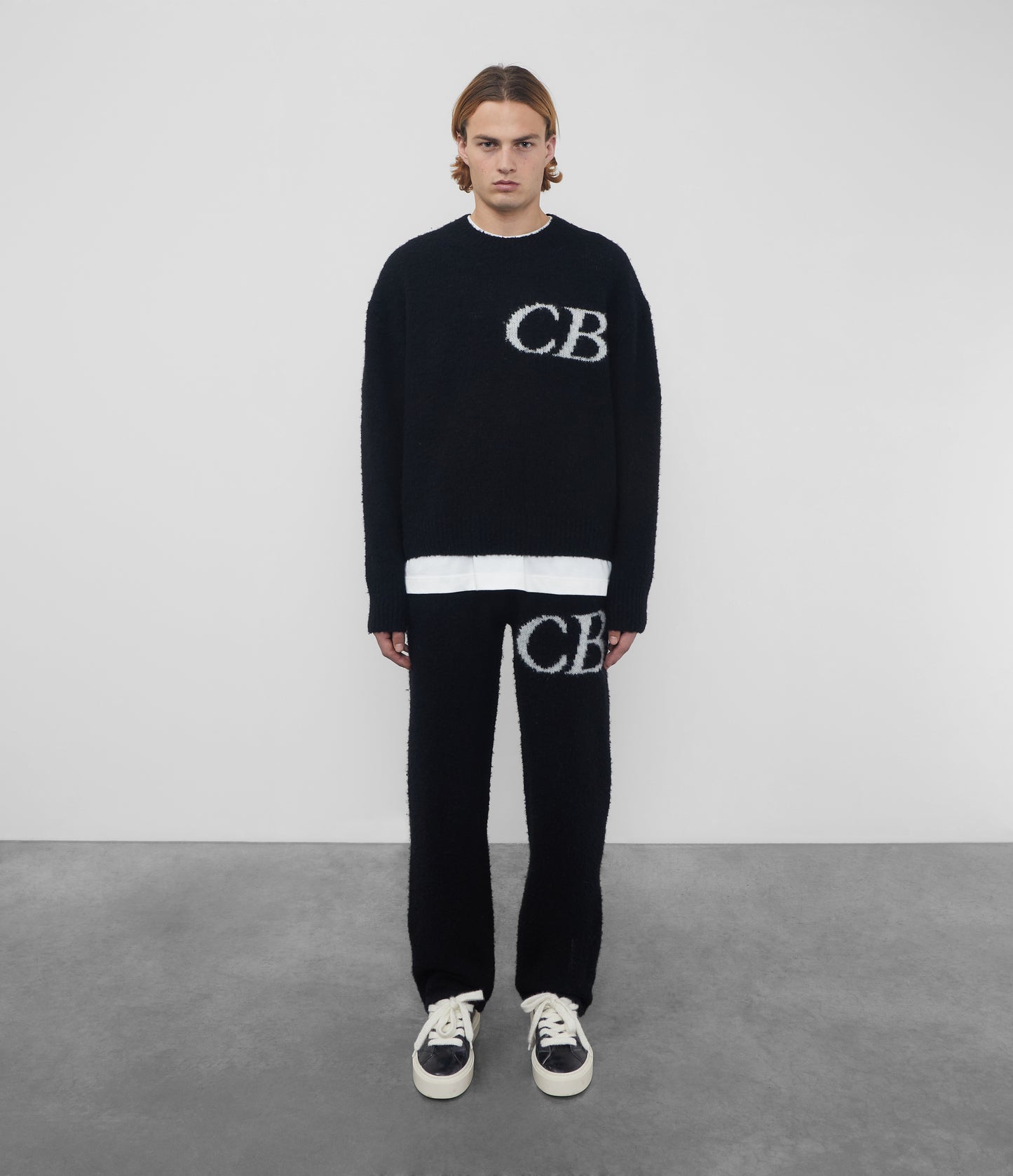 CB LOGO KNIT SWEATER