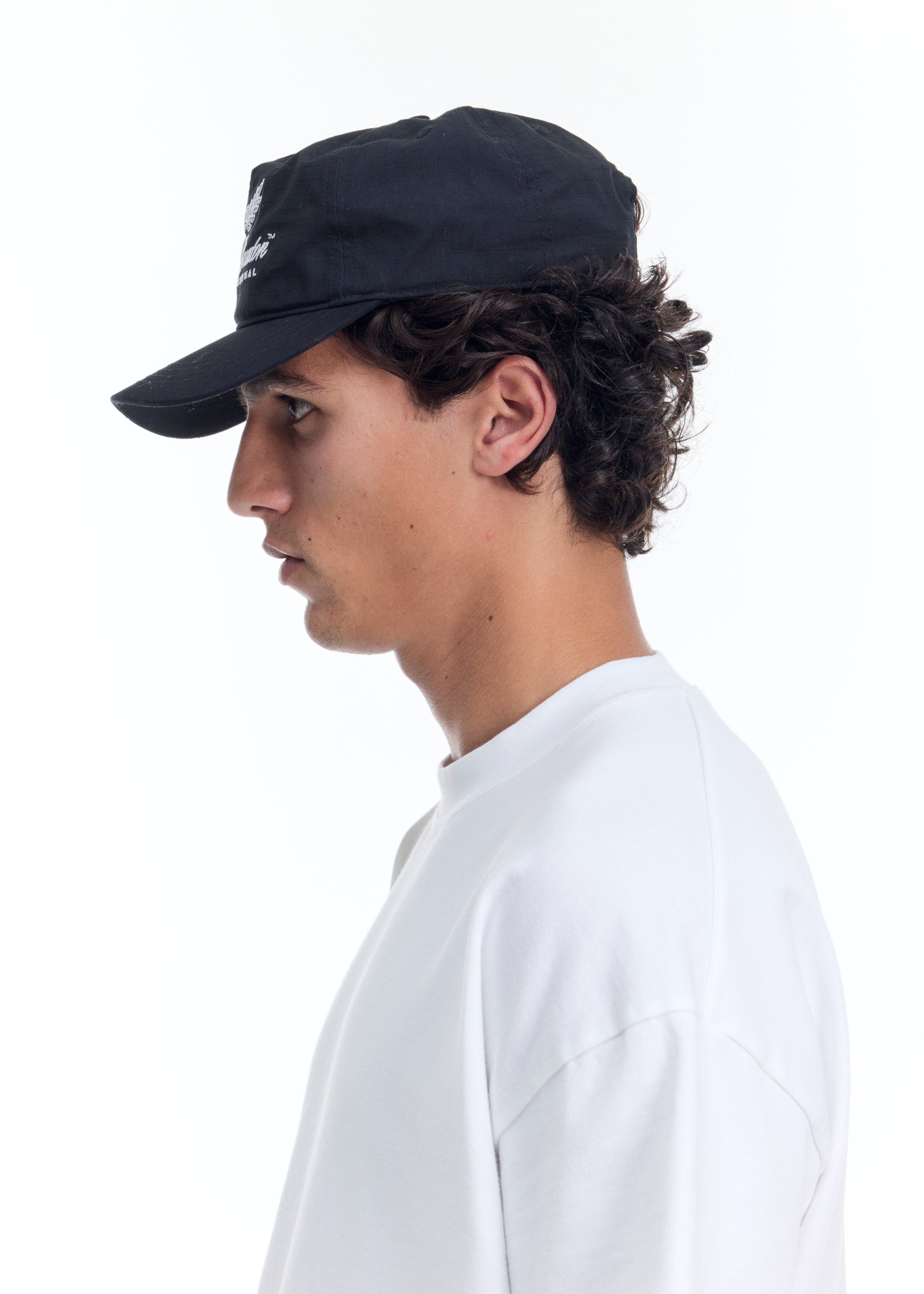 INTERNATIONAL BASEBALL CAP