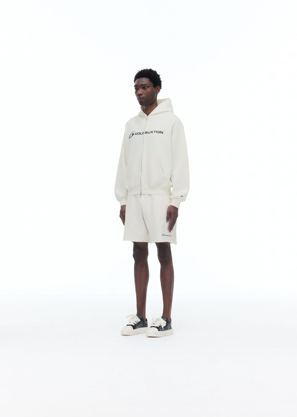 PRO ZIPPED HOODIE
