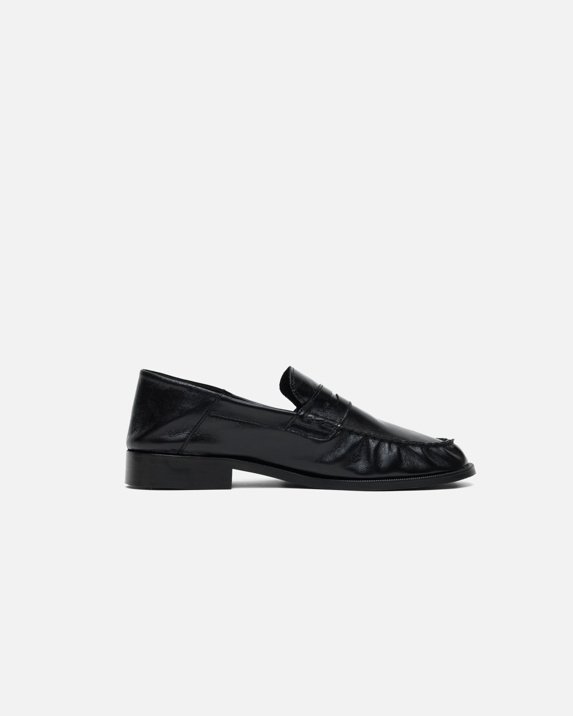 CB BLACK FOLDABLE RUCHED LOAFER