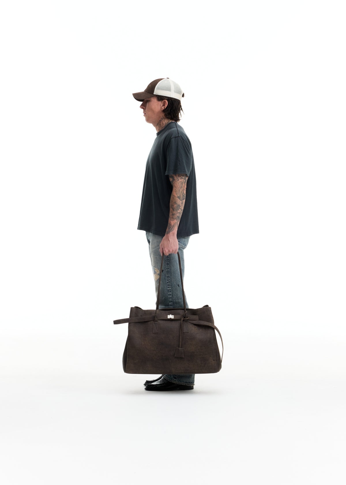DISTRESSED LEATHER HOLDALL TOTE