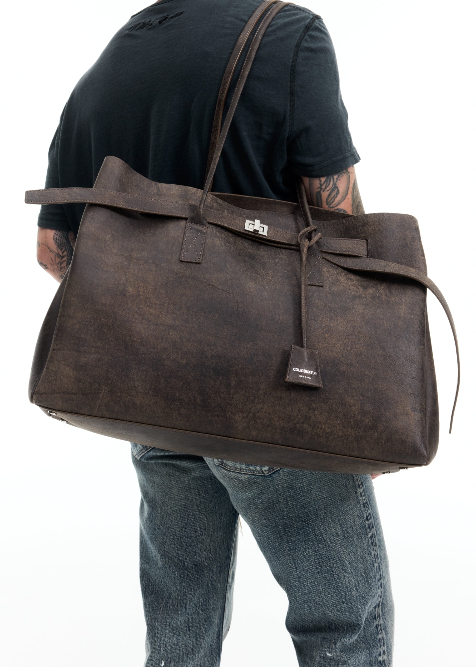 DISTRESSED LEATHER HOLDALL TOTE