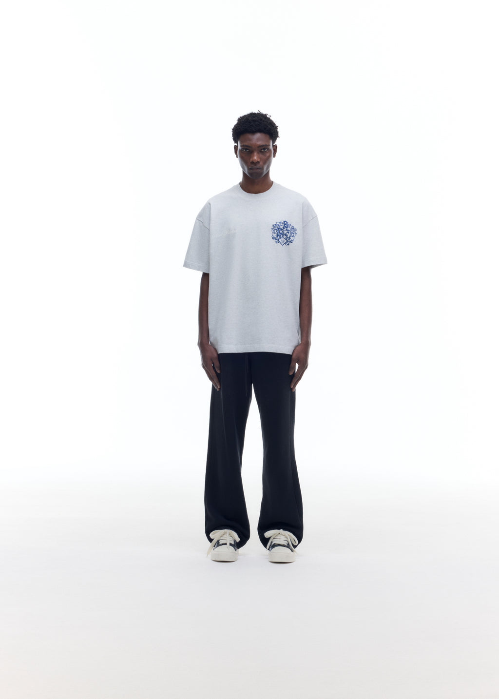 COLLEGIATE CREST T-SHIRT