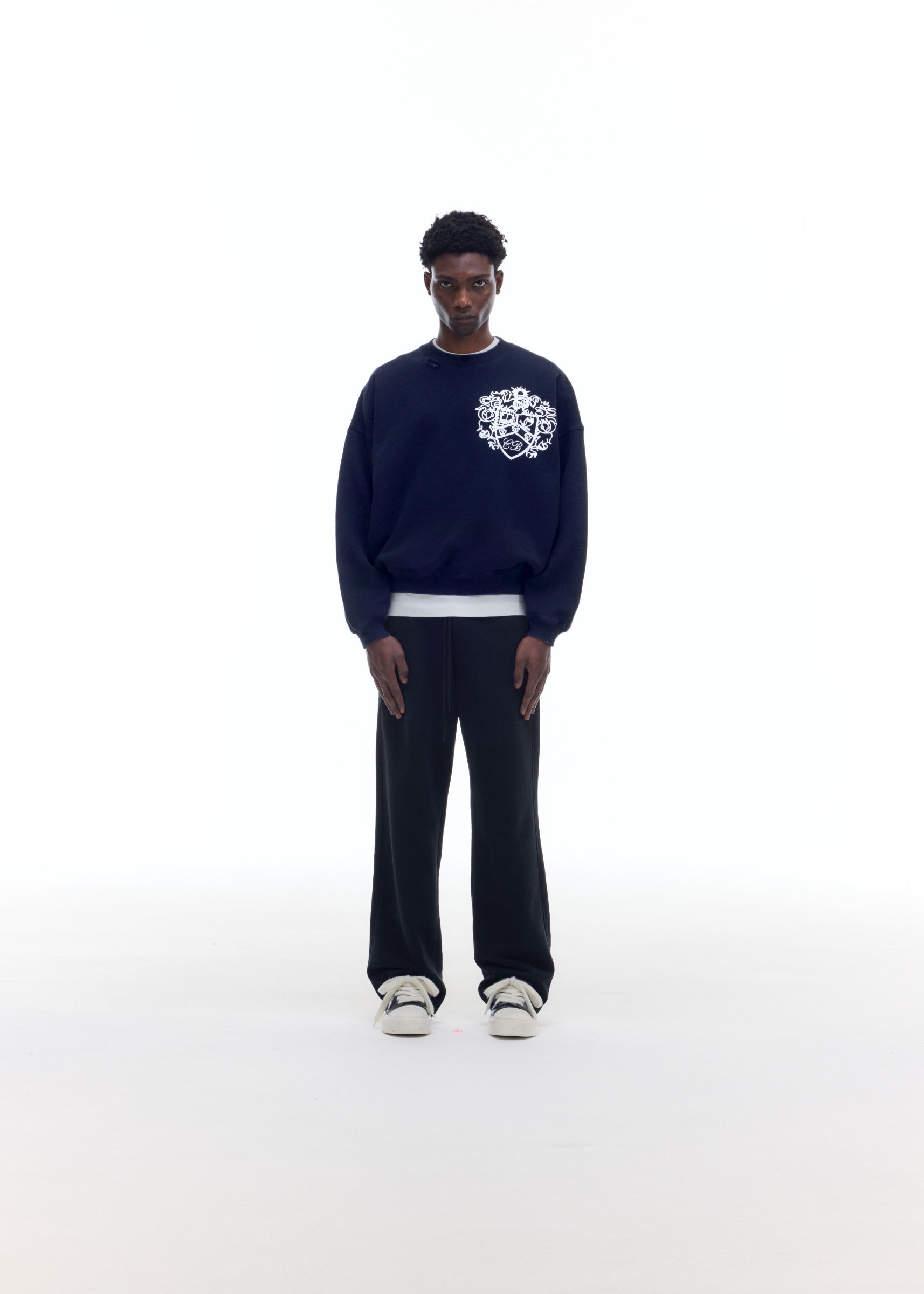 DISTRESSED COLLEGIATE CREST SWEATSHIRT