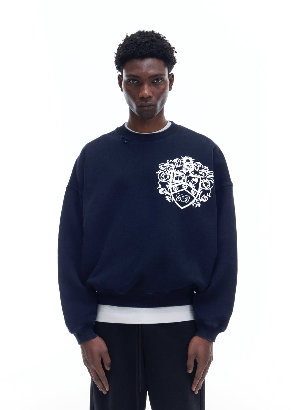 DISTRESSED COLLEGIATE CREST SWEATSHIRT