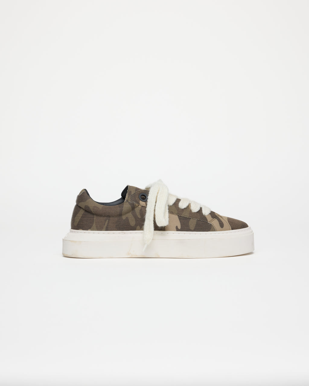THE CAMO WILSON SNEAKER