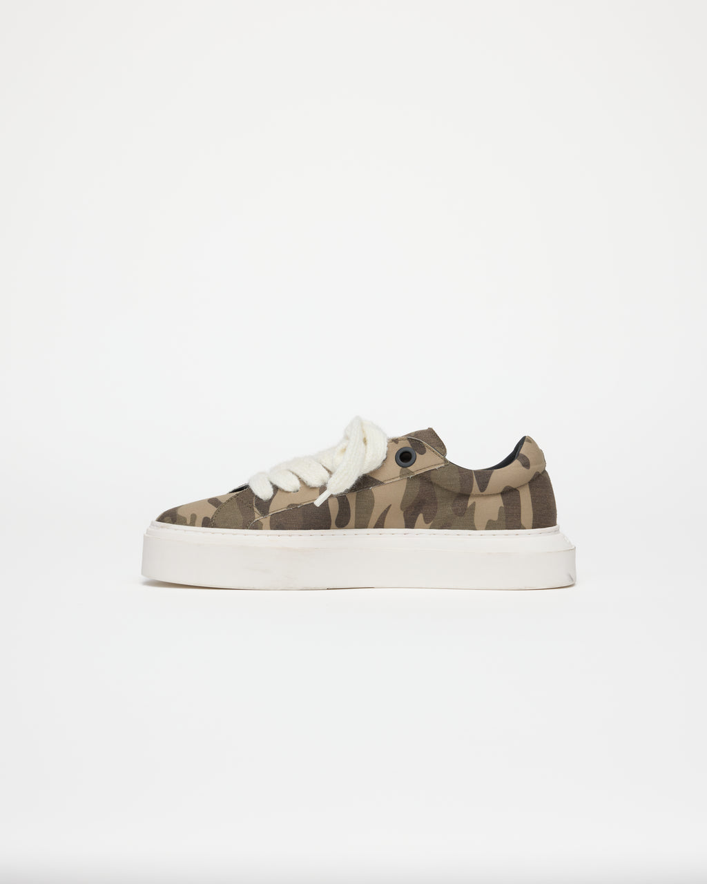 THE CAMO WILSON SNEAKER