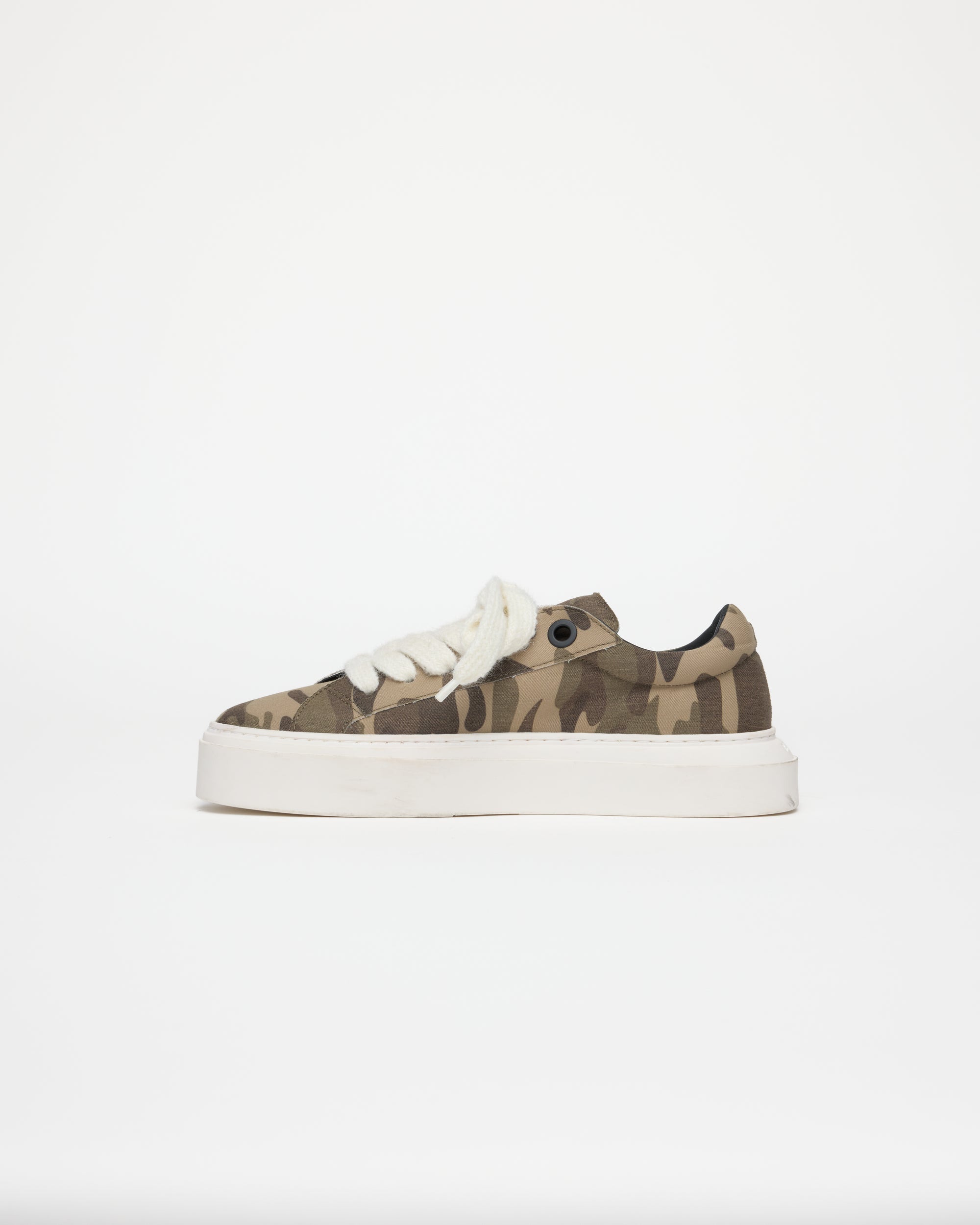 THE CAMO WILSON SNEAKER