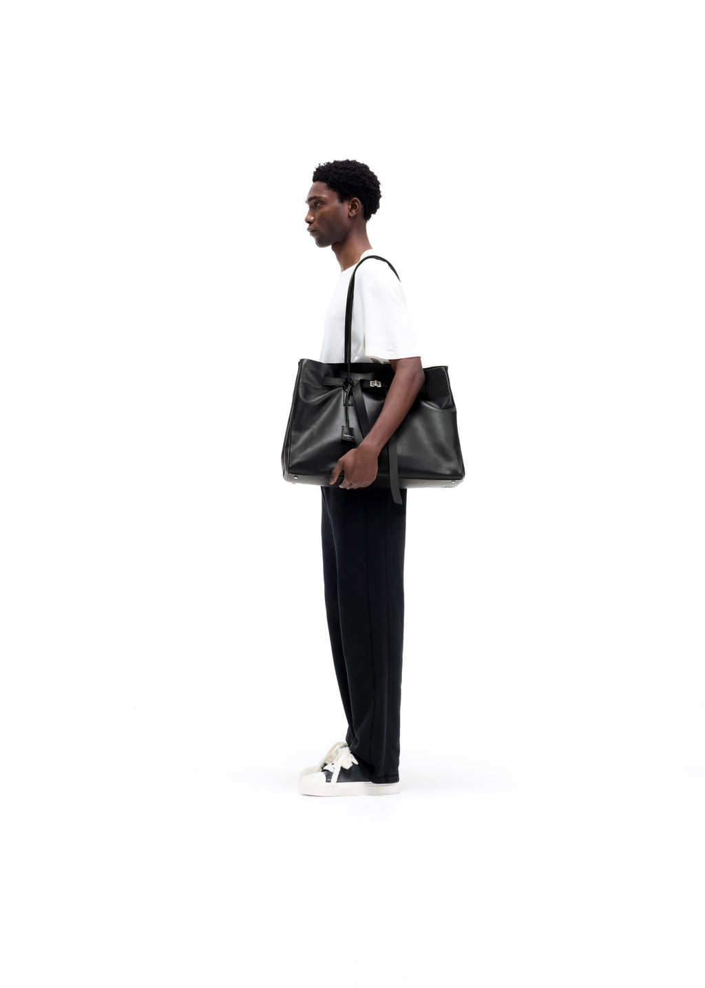 LEATHER HOLDALL TOTE